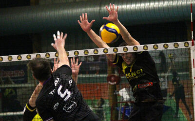 Volley serie B maschile girone C, la Canottieri Ongina cala il tris: 3-1 alla Ferramenta Astori