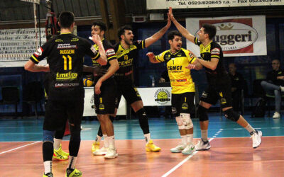 Volley serie B maschile girone B, rimonta di carattere per la Canottieri Ongina contro la capolista Sassuolo (2-3)