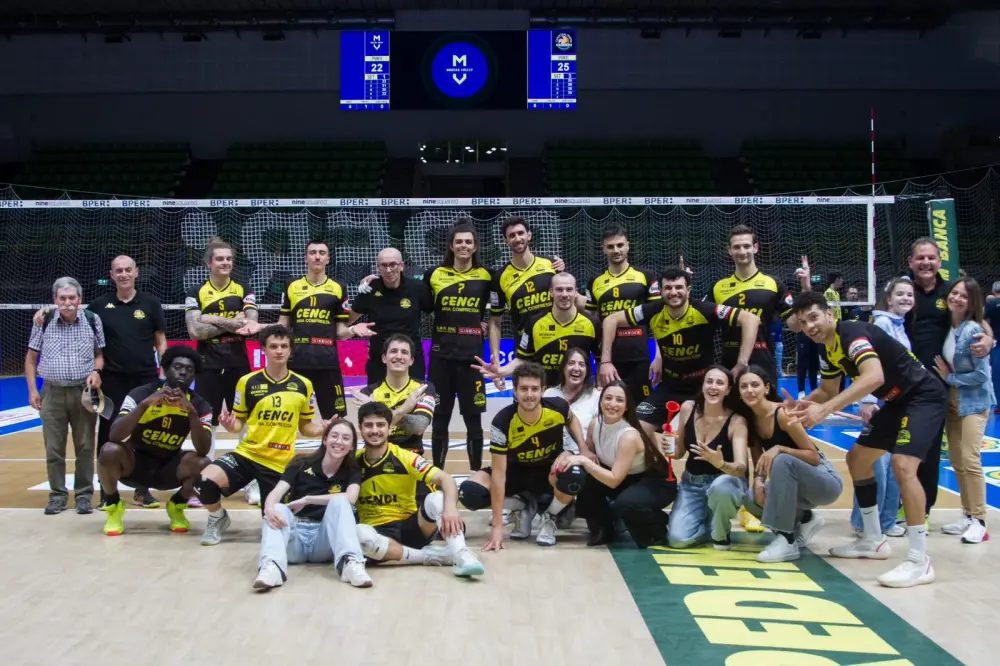 Volley serie B maschile girone B, la Canottieri Ongina chiude con il sorriso: espugnato il PalaPanini (1-3)